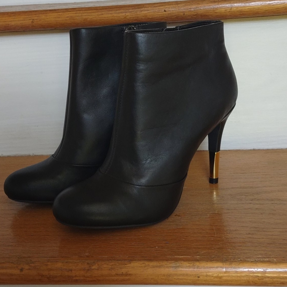 Heel ankle boots